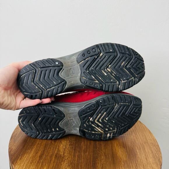 Easy Spirit Traveltime 339 Red And White Snowflake Slip On Shoes Women’s Size 8 - Picture 7 of 10